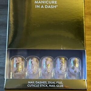 ⭐️NEW Red Aspen Press On Nail Dashes